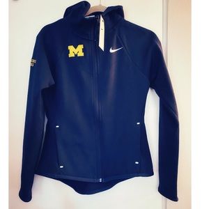 Nike Michigan women’s zip up jacket/hoodie warmup size XS navy blue